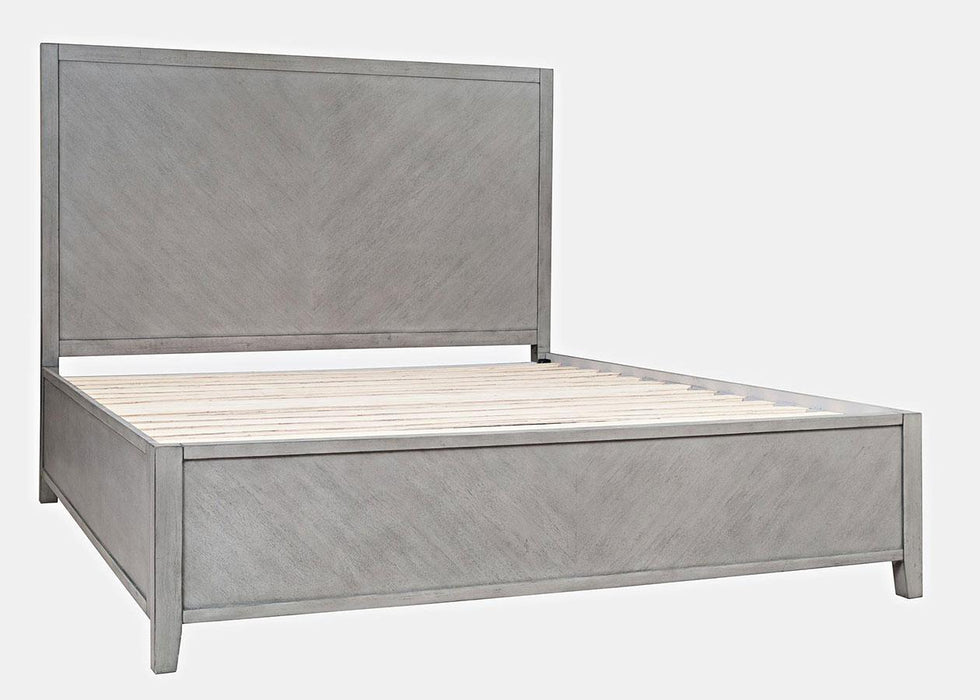 Eloquence Queen Platform Bed (Grey)