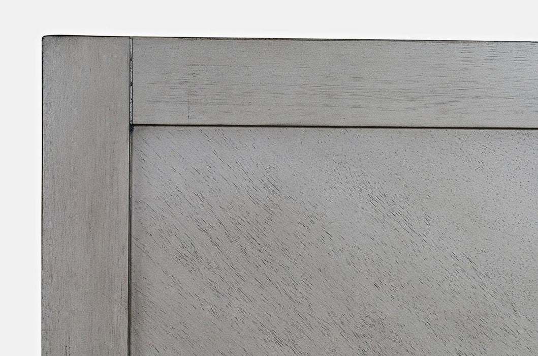 Eloquence Queen Platform Bed (Grey)